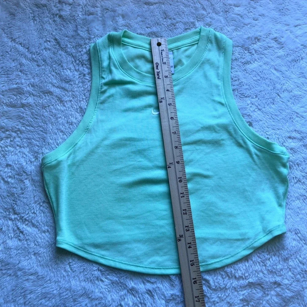 Nike Women's Ribbed Crop Tank Top Lime Green Swoosh Racerback Sleeveless Small